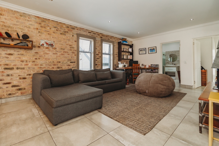 5 Bedroom Property for Sale in Kraaibosch Country Estate Western Cape